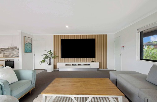 Surf Beach House | Pet-Friendly Home, Walk to Beach