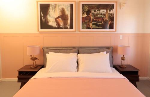 Bowen House | Pet Friendly Sleeps 8 Bowen Holiday House
