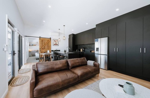 Central Mudgee Villa | Petit Verdot A Central Luxe Wine Retreat