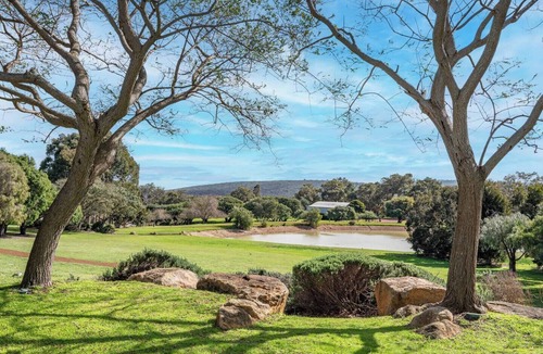 Yallingup Cabin | Petra Olive 3 - One Bedroom Apartment, Sleeps 2