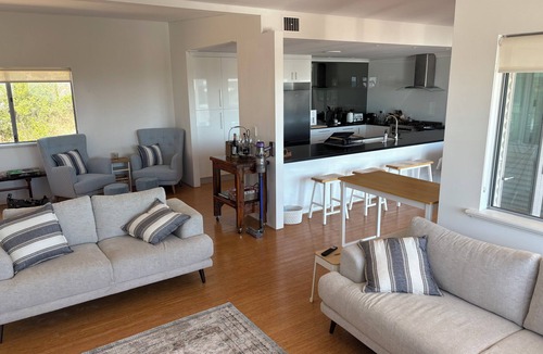 Peppermint Grove Beach House | PGB VIEWS