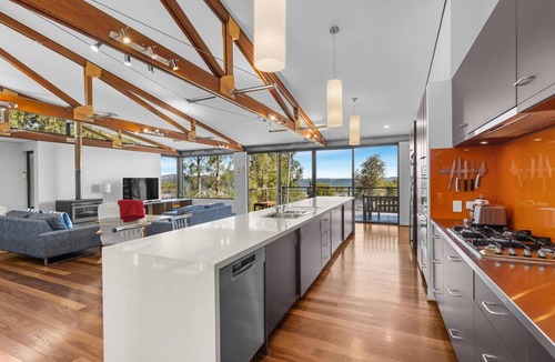 Pindimar House | Pindimar Beach Sanctuary – Absolute Beachfront