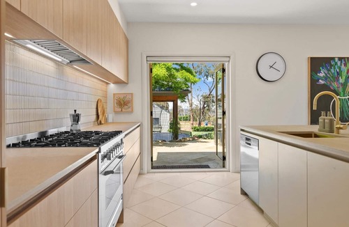 Mount Eliza House | Pine Tree Resort