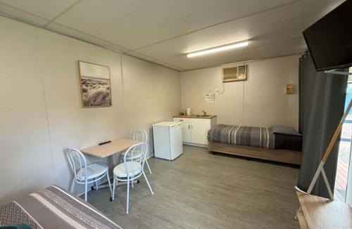 Pinjarra Resort | Pinjarra Caravan Park and Cabins