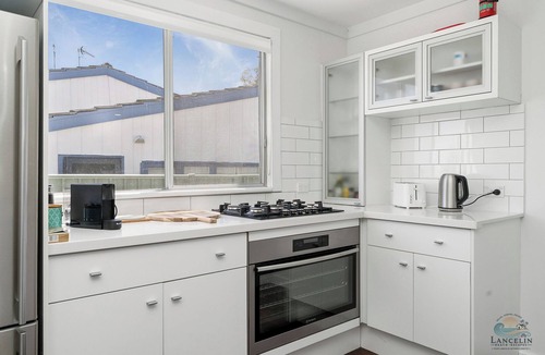 Lancelin House | Playgrounds -Your perfect Family Getaway Awaits!
