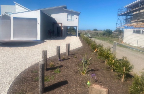 Muloowurtie House | Pleasant View Too- 5 bedrooms! Off peak special!