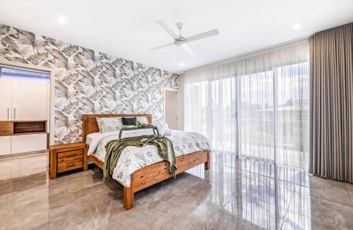 Fannie Bay House | Poolside Gunya - Luxury Living in Fannie Bay