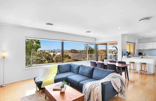 Myaree House | Poolside Palm Springs Vibes
