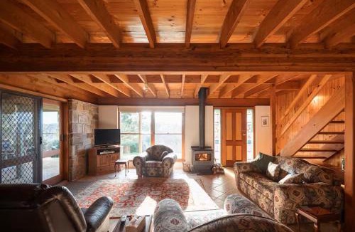Muston House | Possum Ridge