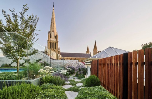 Bendigo House | Prestigious Home for Luxury Getaways