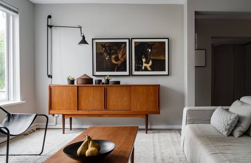 Prahran Apartment | Prestigious in Prahran by Ready Set Stay- linen, WIFI, across the road from park