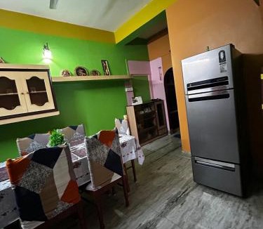 Sualkuchi Apartment | Prezim
