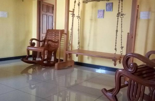 Tiruchirappalli Resort | Private room ∙ 3 guests