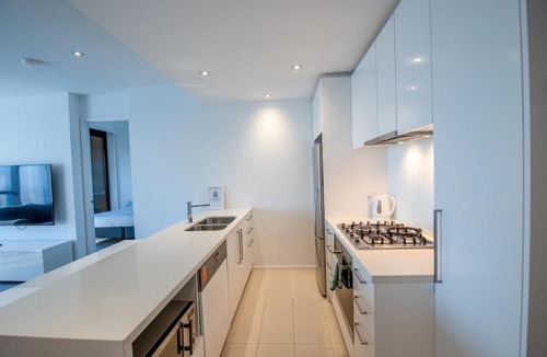 Southbank Apartment | Prima Tower - Luxury Apartment Opposite to Casino and MCEC