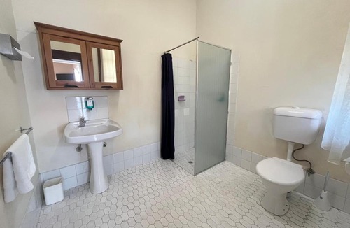 North Adelaide Hotel | Princes Lodge Motel