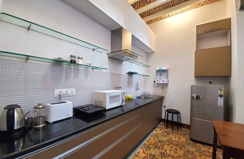 Pondicherry Beach Apartment | Private apartment in a restored cottage of a family estate with pool