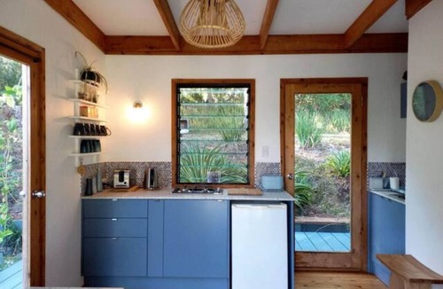 Conondale Cabin | Private Cabin & Spa at Crystal Waters Eco Village