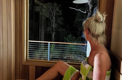 Margaret River Villa | Private coastal villa with traditional sauna located in a beautiful bush setting