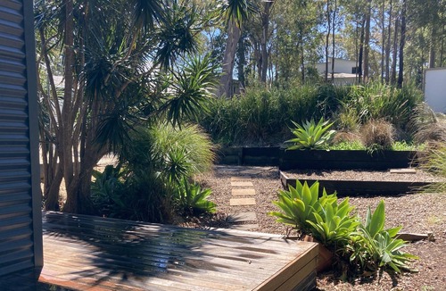 Cams Wharf Cabin | Private entry 1 bedroom unit attached to lodge. Walking distance to lake