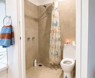 Aspley House | Private Guest Studio House, Separate Entry