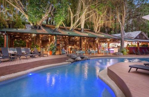 Port Douglas Apartment | Private Hotel Studio Apartment - Full Kitchen
