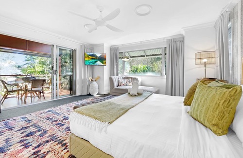 Mudjimba House | Private Mudjimba Oasis- Pet friendly