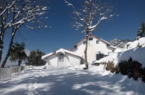 Mallital Resort | Private room ∙ 2 guests