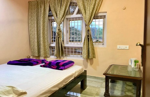 Prabhadevi Resort | Private room ∙ 2 guests