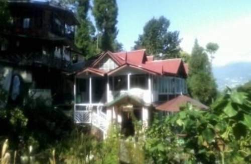 Rumtek Resort | Private room ∙ 2 guests