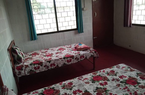 Naduvattam Resort | Private room ∙ 3 guests