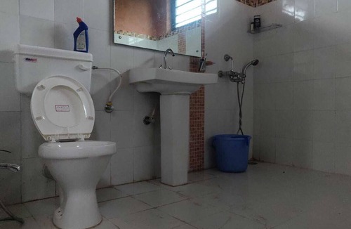Dehradun Resort | Private room ∙ 4 guests