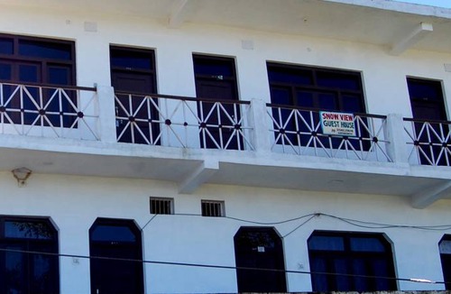 Kausani Resort | Private room ∙ 4 guests