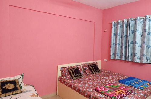 Thane West Bed & Breakfast | Private Room4 At Pushpanjali Residency Phase 2 Owale Ghodbunder Road Thane West