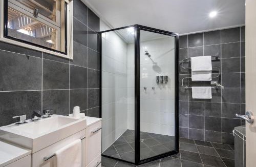 Thredbo Hotel | Pure Chalet Thredbo