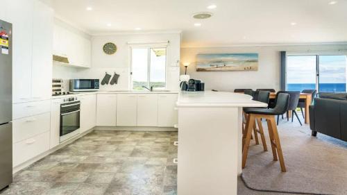 Tura Beach Apartment | Quarterdeck 6