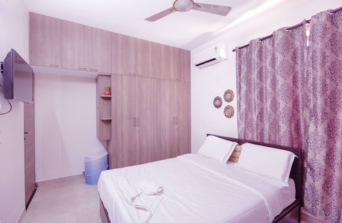 Mylapore Tiruvallikk Apartment | Queen Room with Breakfast in a shared 3BR apartment