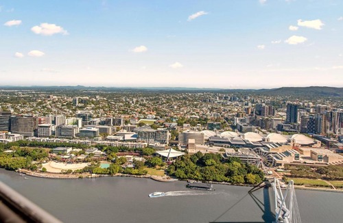 Brisbane Central Business District Apartment | Queens Wharf 3BR Apt with 2 Parking