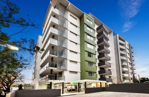 Albion Apartment | Quest Breakfast Creek