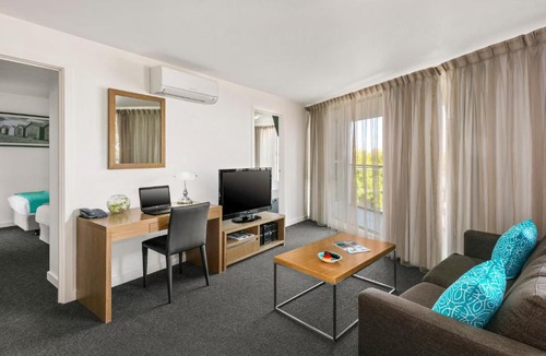 Cheltenham Apartment | Quest Cheltenham