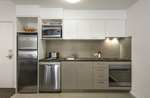Heatherton Apartment | Quest Moorabbin