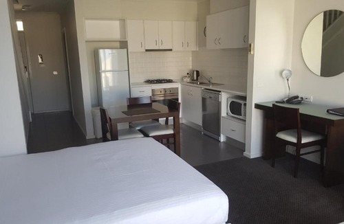 Sanctuary Lakes Apartment | Quest Sanctuary Lakes