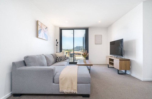 Dickson Apartment | Quiet Modern 1BR with Private Balcony