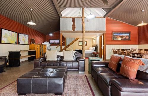 Bright House | Quins Gap Escapes