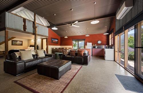 Bright House | Quins Gap Escapes