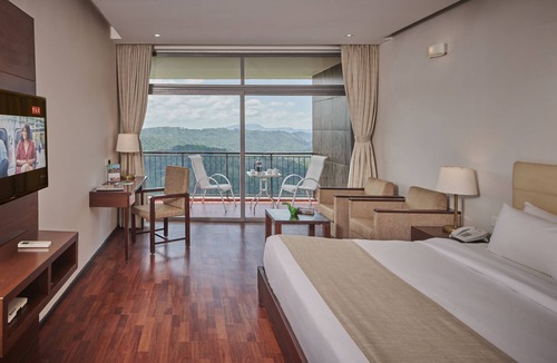 Rajakkad Hotel | Ragamaya Resort & Spa Munnar
