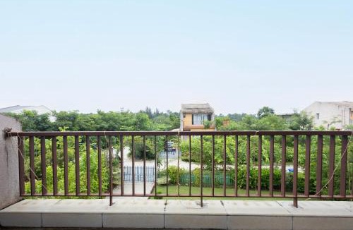 Roychak Villa | Raichak Green Villa by JadeCaps AC 3BHK Garden