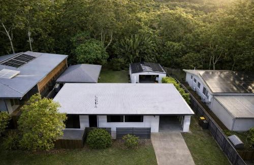 Rainbow Beach House | Rainbow House