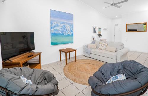 Rainbow Beach Apartment | Rainbow Shores Resort Getaway!