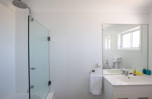 Culburra Beach House | Rainbows End - soaring views north to Gerroa