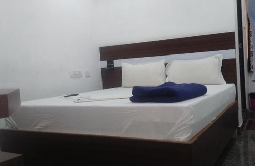 Periamet Hotel | Rajab Residency